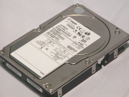 Seagate Cheetah ST373307LC 74GB 10000RPM 8MB SCSI Ultra320 3.5"HDD